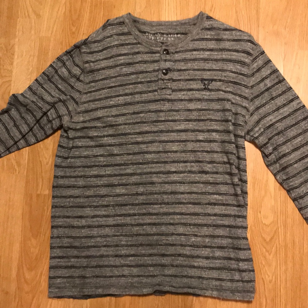American Eagle Long Sleeve
